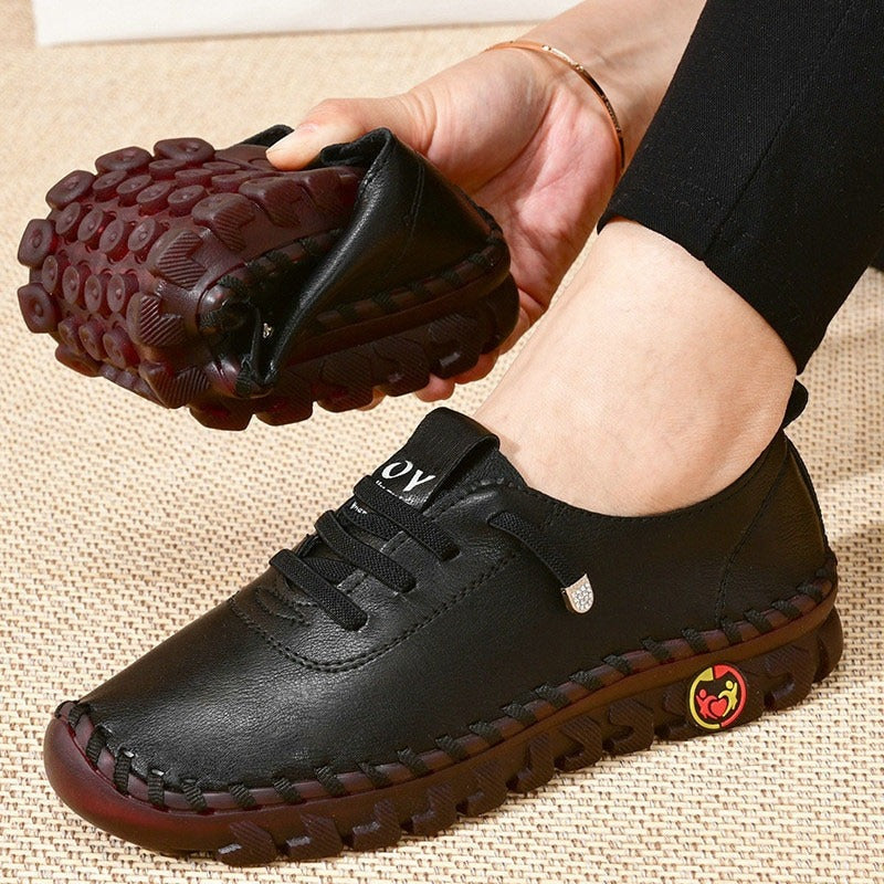Découvrez notre collection de chaussures pour femmes sur Elle-Monde.com. Des styles élégants et confortables, y compris des chaussures à double boucle, parfaites pour l'été et la marche. Livraison rapide et gratuite!