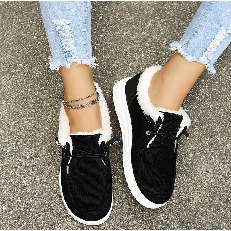 Elle-Monde.com propose une gamme variée de chaussures pour femmes, y compris des chaussures à double boucle, des chaussures d'été et des chaussures de marche. Trouvez votre paire parfaite dès aujourd'hui!